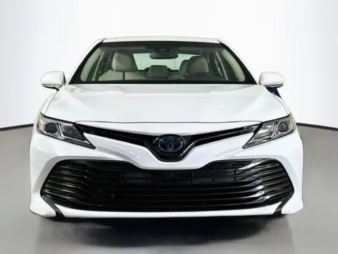 Photos of 2018 Toyota Camry Hybrid LE for sale in Fort Myers, FL at CarLink Fort Myers