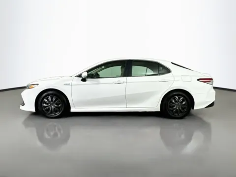 More photos of 2018 Toyota Camry Hybrid LE at CarLink Fort Myers, FL