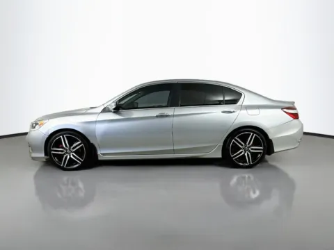 More photos of 2017 Honda Accord Sport at CarLink Fort Myers, FL