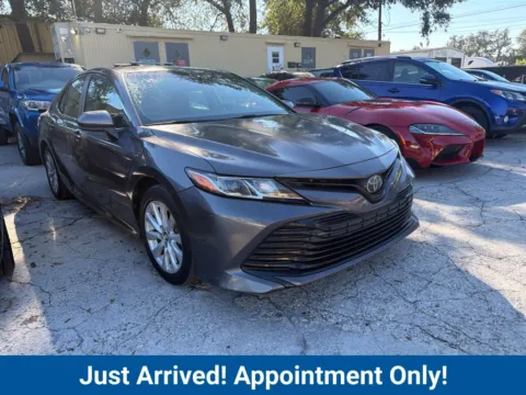 Gray 2018 Toyota Camry LE for sale in Fort Myers, FL