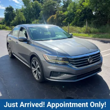 Gray 2022 Volkswagen Passat 2.0T SE for sale in Fort Myers, FL