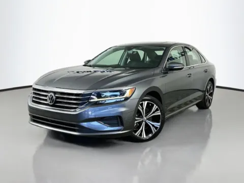 Another view of 2022 Volkswagen Passat 2.0T SE for sale in Fort Myers, FL at CarLink Fort Myers