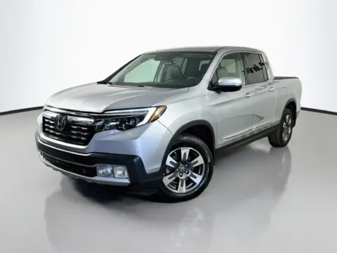 Another view of 2017 Honda Ridgeline RTL-E for sale in Fort Myers, FL at CarLink Fort Myers