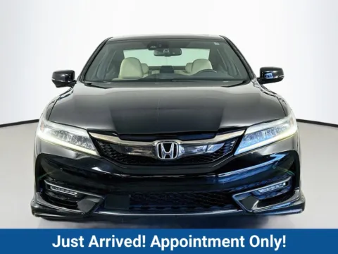 Photos of 2016 Honda Accord Touring for sale in Fort Myers, FL at CarLink Fort Myers