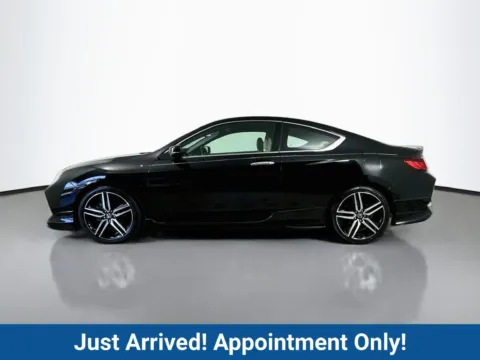 More photos of 2016 Honda Accord Touring at CarLink Fort Myers, FL
