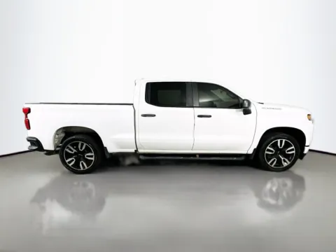 More photos of 2020 Chevrolet Silverado 1500 WT at CarLink Fort Myers, FL