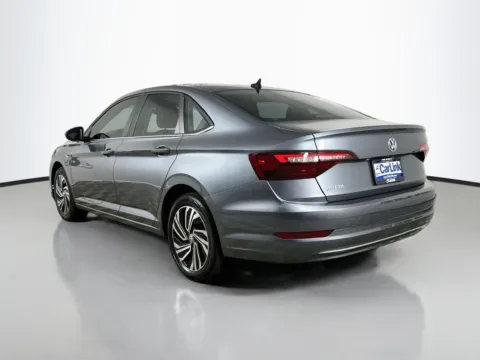 More photos of 2020 Volkswagen Jetta SEL at CarLink Fort Myers, FL