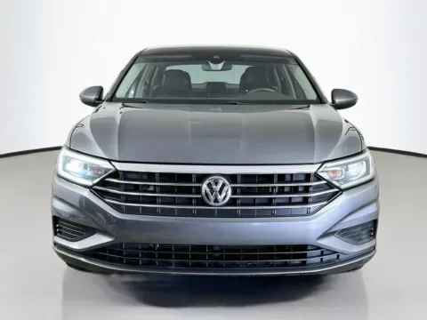 Photos of 2020 Volkswagen Jetta SEL for sale in Fort Myers, FL at CarLink Fort Myers