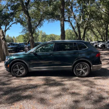 More photos of 2019 Volkswagen Tiguan 2.0T SEL at CarLink Fort Myers, FL