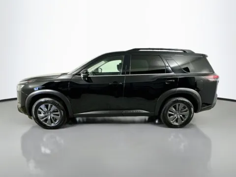 More photos of 2024 Nissan Pathfinder SV at CarLink Fort Myers, FL