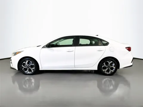 More photos of 2021 Kia Forte LXS at CarLink Fort Myers, FL