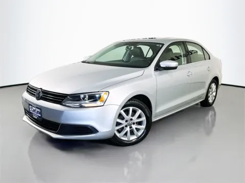 Another view of 2014 Volkswagen Jetta 1.8T SE for sale in Fort Myers, FL at CarLink Fort Myers