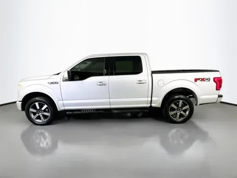 More photos of 2016 Ford F-150 Lariat at CarLink Fort Myers, FL
