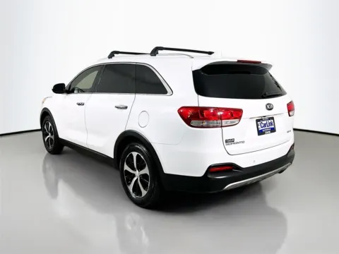 More photos of 2018 Kia Sorento EX at CarLink Fort Myers, FL