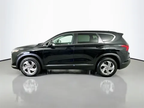 More photos of 2021 Hyundai Santa Fe SE at CarLink Fort Myers, FL