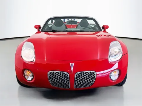 Photos of 2008 Pontiac Solstice for sale in Fort Myers, FL at CarLink Fort Myers