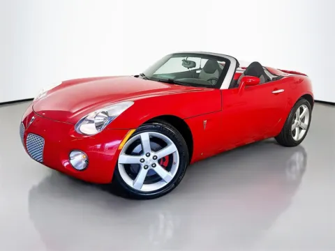 Another view of 2008 Pontiac Solstice for sale in Fort Myers, FL at CarLink Fort Myers