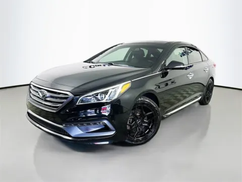Another view of 2016 Hyundai Sonata Limited for sale in Fort Myers, FL at CarLink Fort Myers