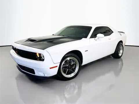 Another view of 2015 Dodge Challenger R/T for sale in Fort Myers, FL at CarLink Fort Myers