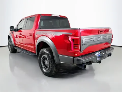 More photos of 2020 Ford F-150 Raptor at CarLink Fort Myers, FL