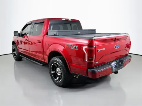 More photos of 2015 Ford F-150 Lariat at CarLink Fort Myers, FL