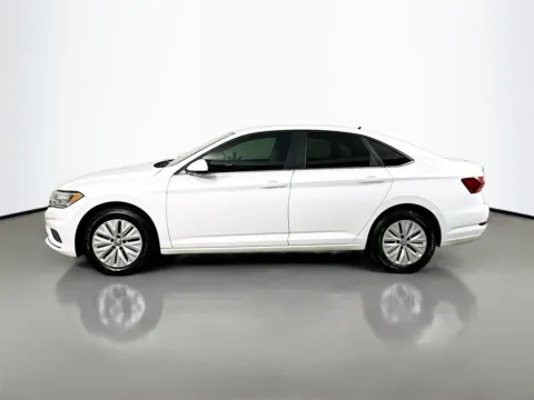 More photos of 2019 Volkswagen Jetta 1.4T S at CarLink Fort Myers, FL