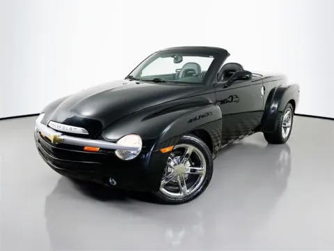 Another view of 2004 Chevrolet SSR for sale in Fort Myers, FL at CarLink Fort Myers