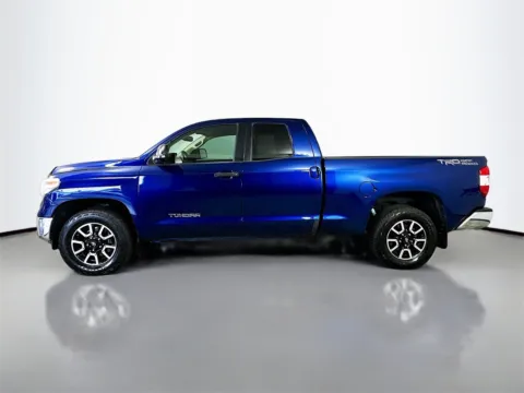 More photos of 2015 Toyota Tundra SR5 at CarLink Fort Myers, FL