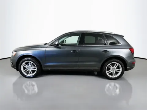More photos of 2017 Audi Q5 2.0T Premium Plus at CarLink Fort Myers, FL