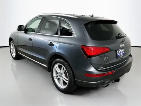 More photos of 2017 Audi Q5 2.0T Premium Plus at CarLink Fort Myers, FL
