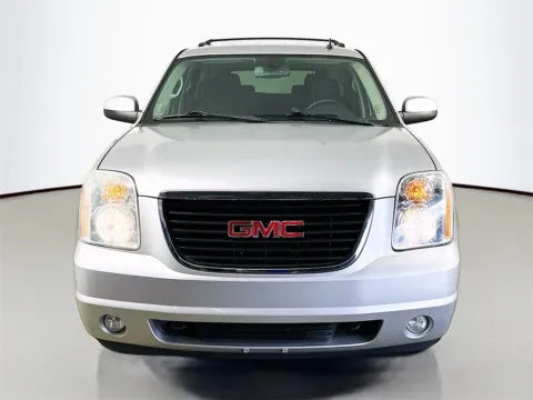 Photos of 2014 GMC Yukon SLE for sale in Fort Myers, FL at CarLink Fort Myers