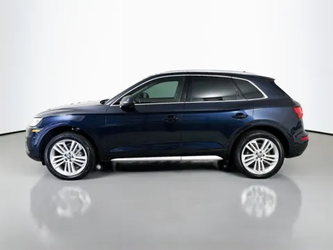 More photos of 2018 Audi Q5 2.0T at CarLink Fort Myers, FL