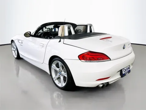 More photos of 2016 BMW Z4 sDrive28i at CarLink Fort Myers, FL