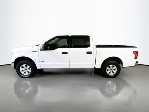More photos of 2017 Ford F-150 XLT at CarLink Fort Myers, FL