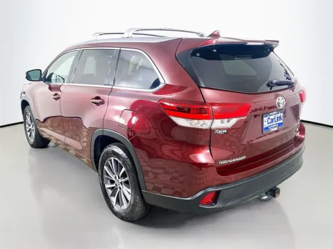 More photos of 2018 Toyota Highlander XLE at CarLink Fort Myers, FL