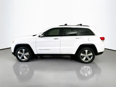 More photos of 2015 Jeep Grand Cherokee Limited at CarLink Fort Myers, FL