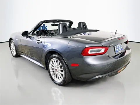 More photos of 2017 Fiat 124 Spider Classica at CarLink Fort Myers, FL