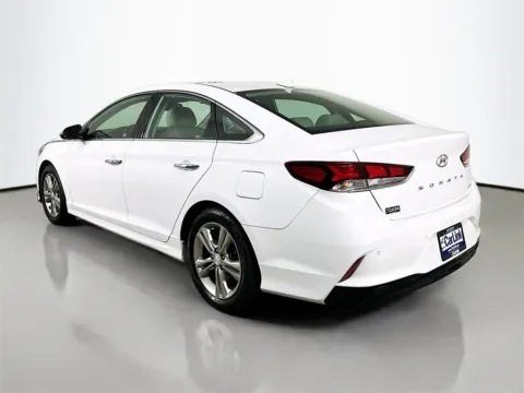 More photos of 2018 Hyundai Sonata Limited at CarLink Fort Myers, FL