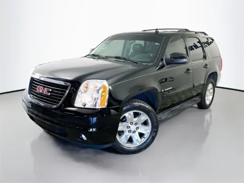 Another view of 2008 GMC Yukon SLT for sale in Fort Myers, FL at CarLink Fort Myers