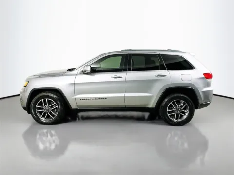 More photos of 2019 Jeep Grand Cherokee Limited at CarLink Fort Myers, FL