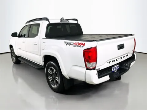 More photos of 2017 Toyota Tacoma TRD Sport at CarLink Fort Myers, FL