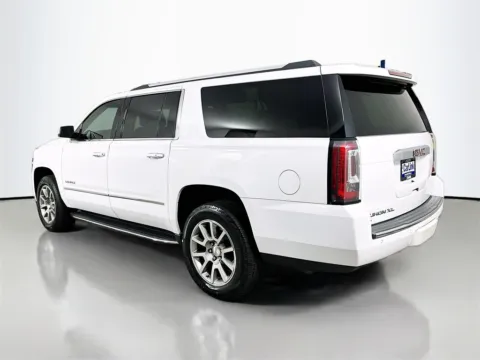 More photos of 2020 GMC Yukon XL Denali at CarLink Fort Myers, FL