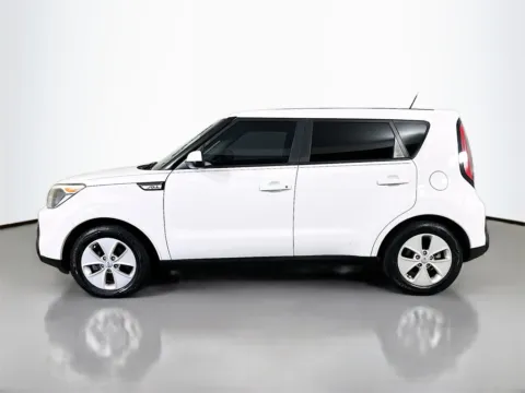 More photos of 2016 Kia Soul at CarLink Fort Myers, FL