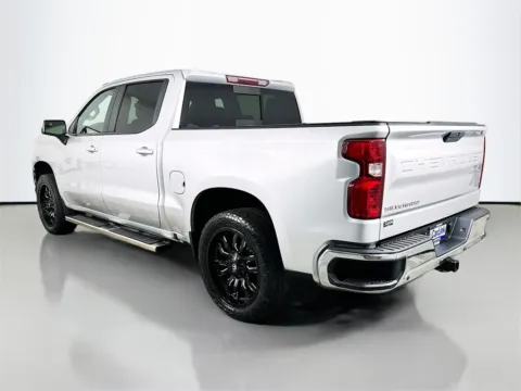 More photos of 2019 Chevrolet Silverado 1500 LT at CarLink Fort Myers, FL