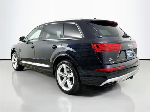 More photos of 2019 Audi Q7 55 Prestige at CarLink Fort Myers, FL
