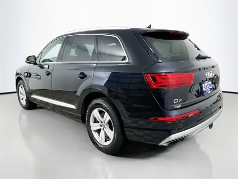 More photos of 2019 Audi Q7 45 Premium Plus at CarLink Fort Myers, FL