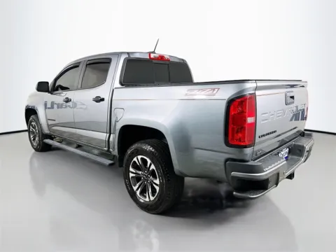 More photos of 2021 Chevrolet Colorado Z71 at CarLink Fort Myers, FL