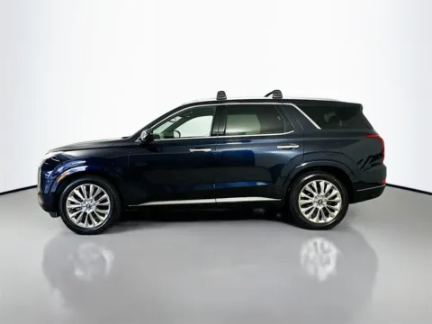 More photos of 2020 Hyundai Palisade Limited at CarLink Fort Myers, FL