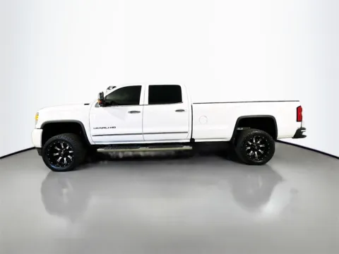 More photos of 2016 GMC Sierra 3500HD Denali at CarLink Fort Myers, FL