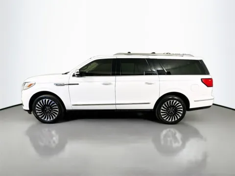 More photos of 2020 Lincoln Navigator L Black Label at CarLink Fort Myers, FL
